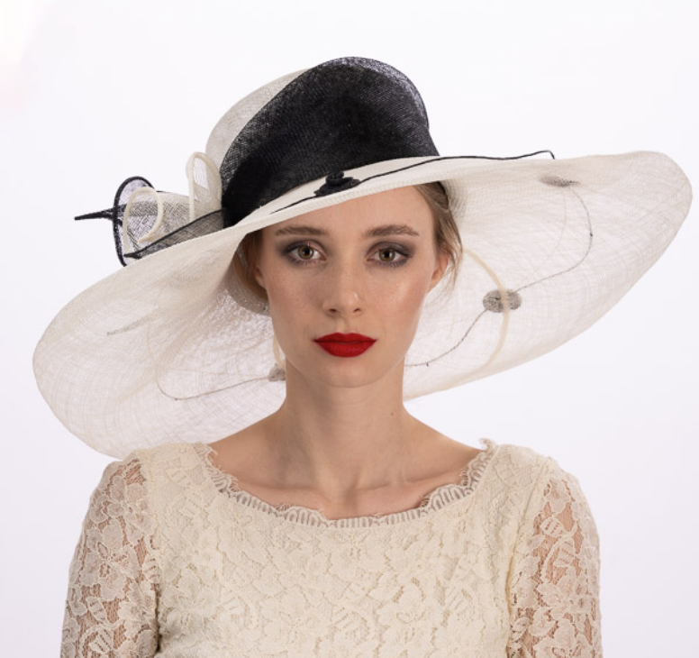 detailed soft brim ~ ivory / black