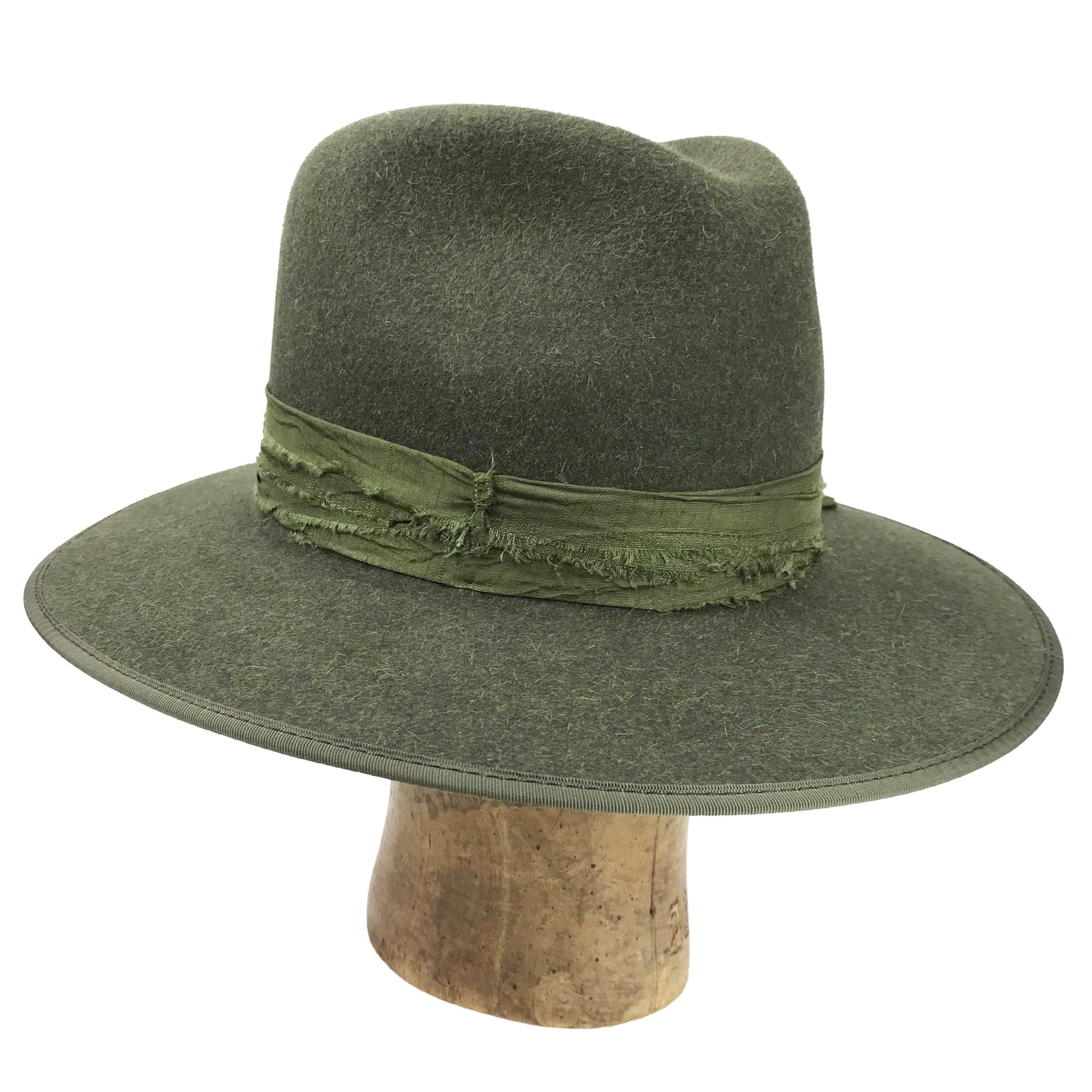 "fall season, episode 20"  7 3/8