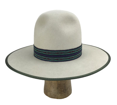 front dents with bound brim measuring 3 3/4" with woven hatband