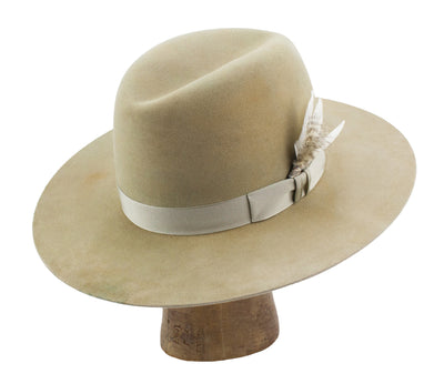 "western gentleman"  7 3/8